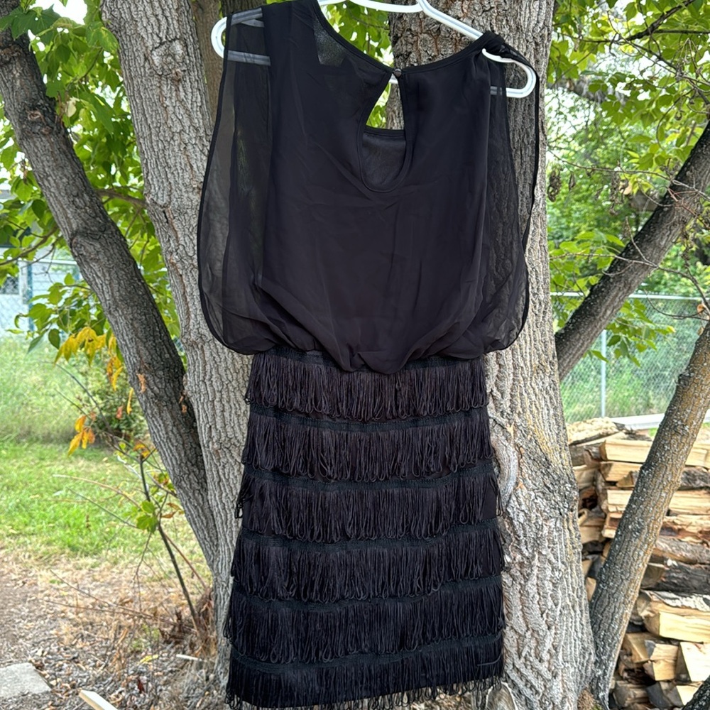 Size 4 ladies black formal dress